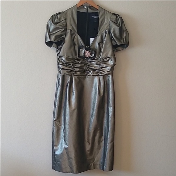 St. John Collection Dresses & Skirts - ST. JOHN/Stunning Evening Dress/Size 8/NWT